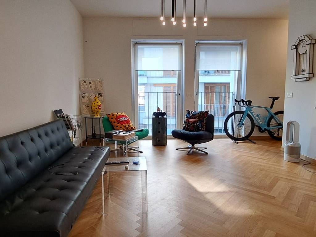 appartamento in vendita a Milano in zona Isola
