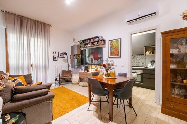 appartamento in vendita a Milano in zona Gallaratese