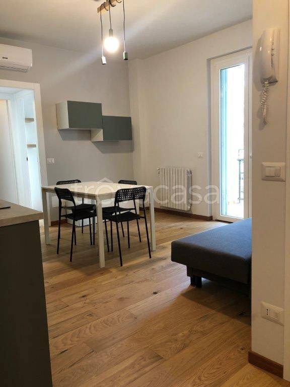 appartamento in vendita a Milano in zona Prato Centenaro