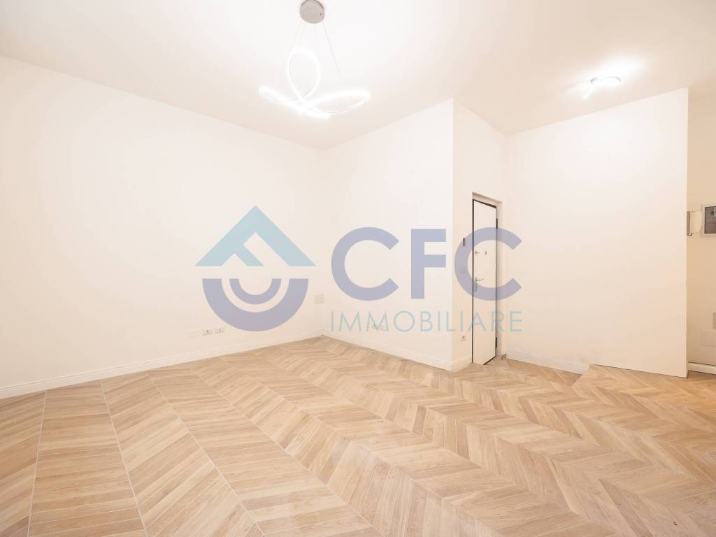 appartamento in vendita a Milano in zona Guastalla