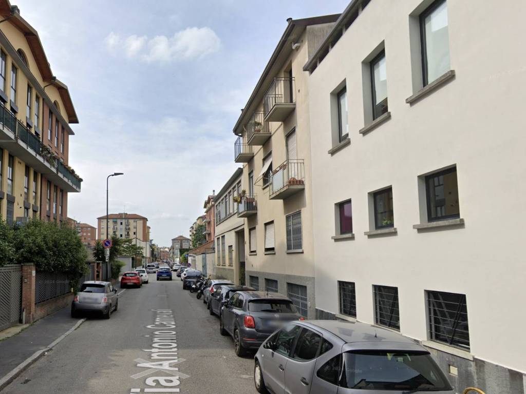 appartamento in vendita a Milano in zona Dergano