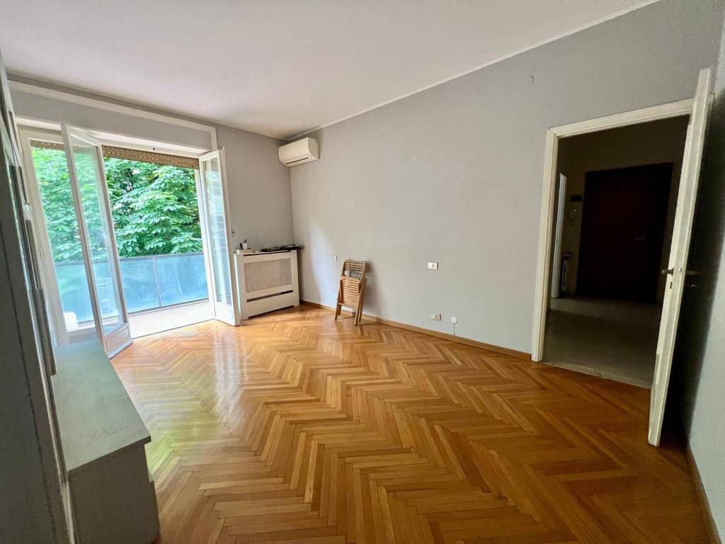 appartamento in vendita a Milano in zona Maggiolina