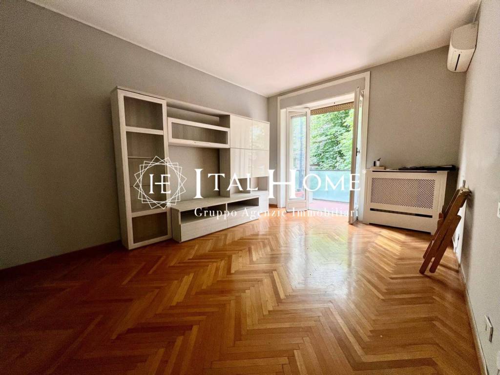 appartamento in vendita a Milano in zona Maggiolina