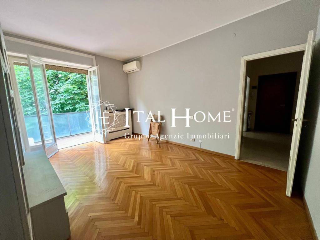 appartamento in vendita a Milano in zona Maggiolina