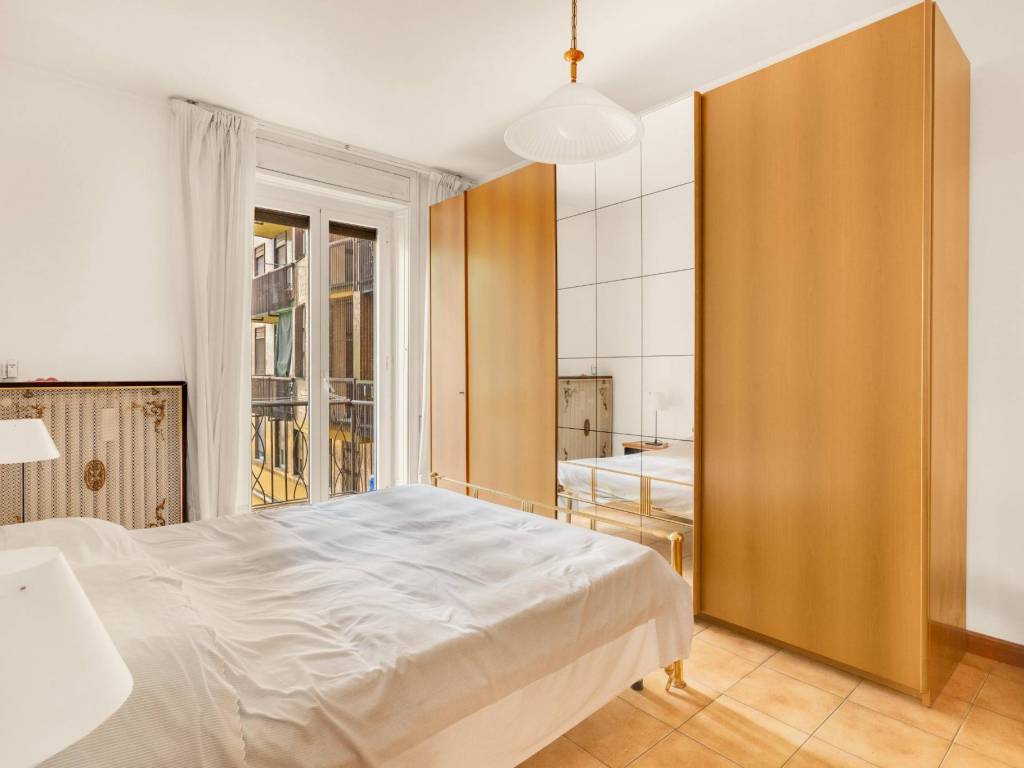appartamento in vendita a Milano in zona Famagosta