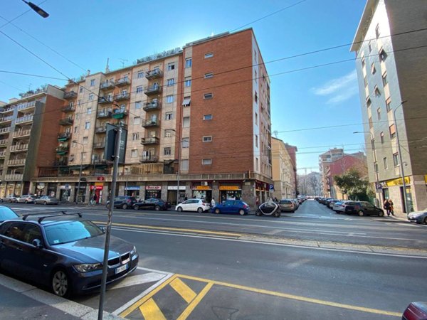 appartamento in vendita a Milano in zona Rembrandt
