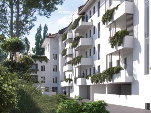 appartamento in vendita a Milano in zona Baggio