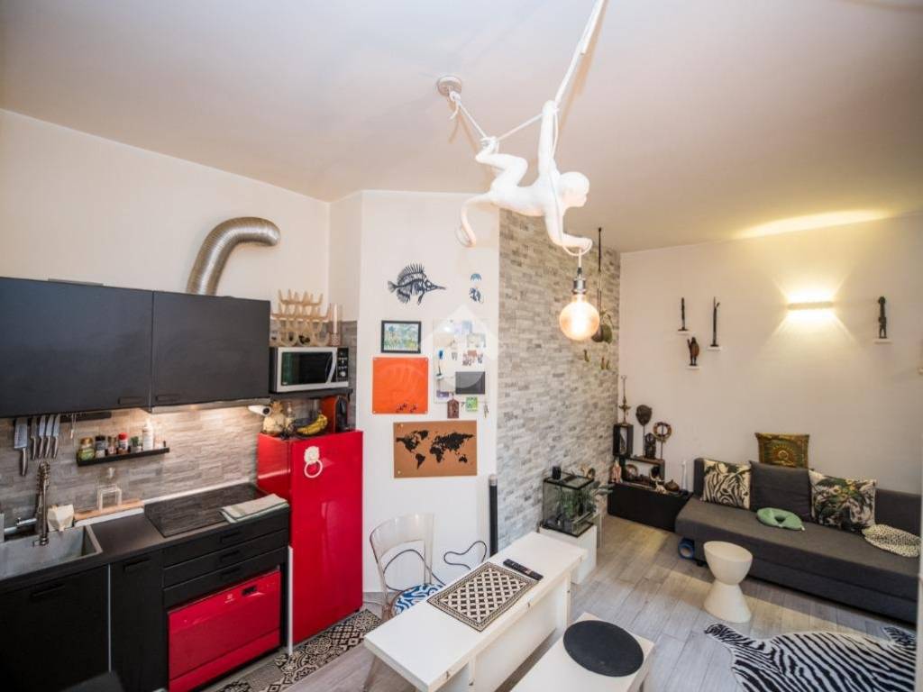 appartamento in vendita a Milano in zona Piazzale Lodi