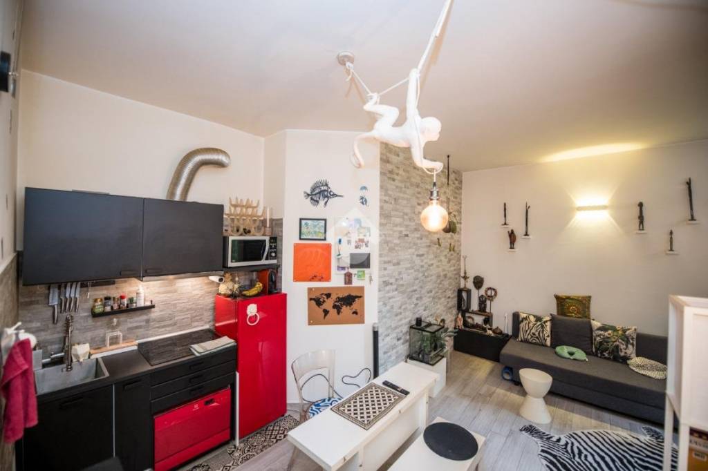 appartamento in vendita a Milano in zona Porta Vittoria