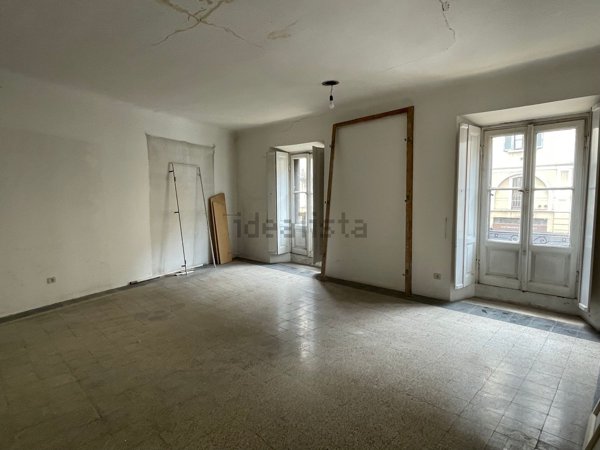 appartamento in vendita a Milano in zona Porta Genova