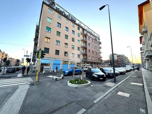 appartamento in vendita a Milano in zona Chiesa Rossa