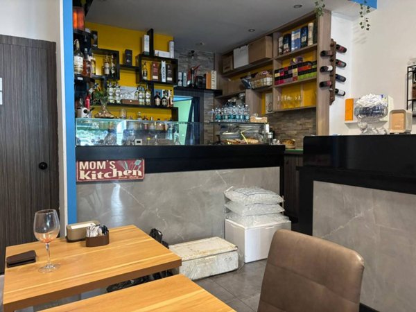 negozio in vendita a Milano in zona Isola