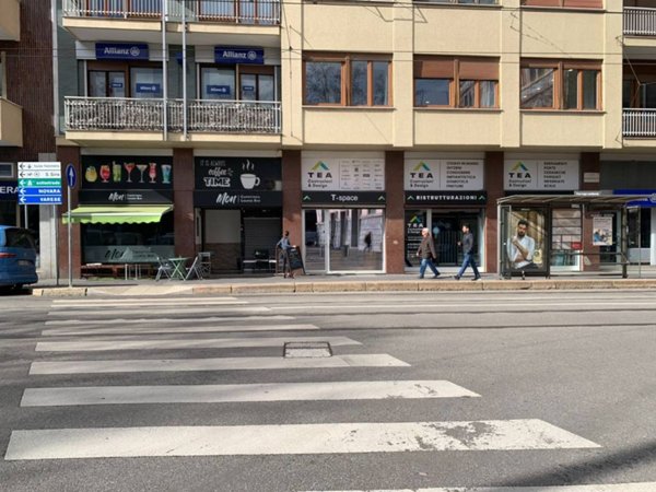 negozio in vendita a Milano in zona Isola