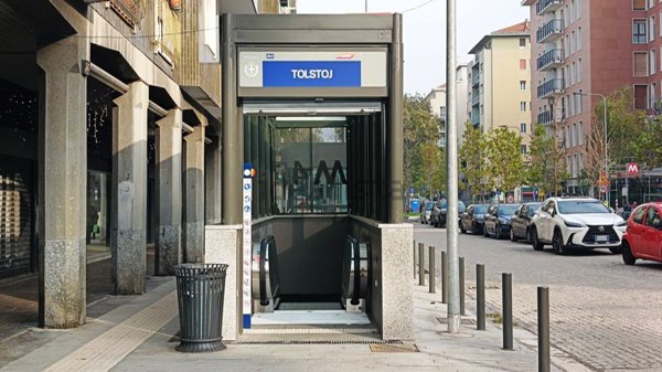appartamento in vendita a Milano in zona Solari