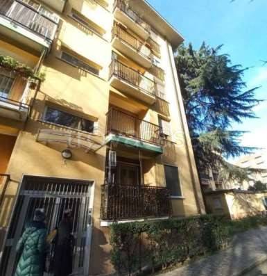 appartamento in vendita a Milano in zona Baggio