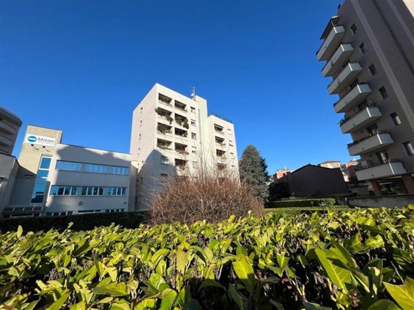 appartamento in vendita a Milano in zona Dergano