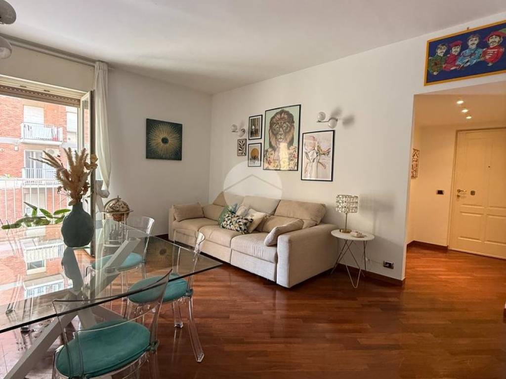 appartamento in vendita a Milano in zona Città Studi