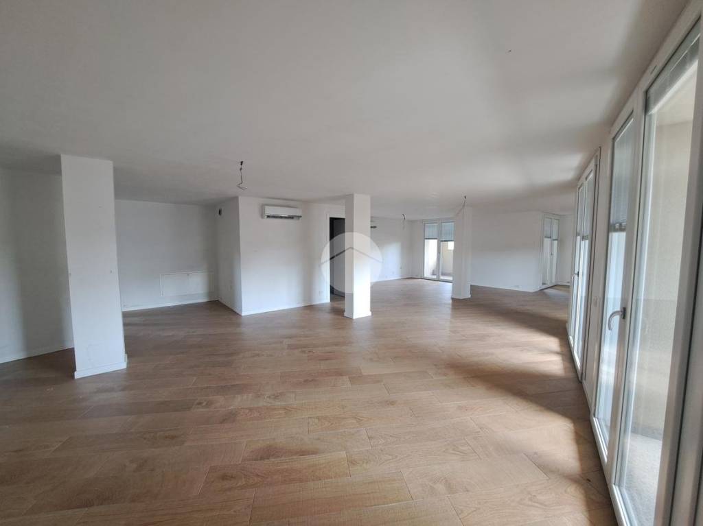 appartamento in vendita a Milano in zona Affori