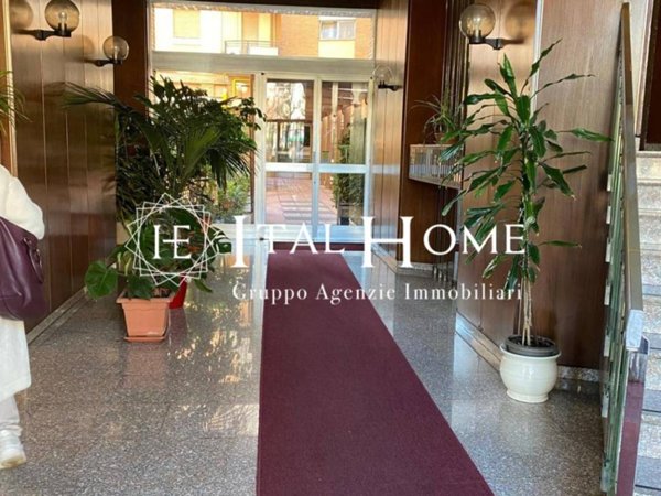 appartamento in vendita a Milano in zona Isola