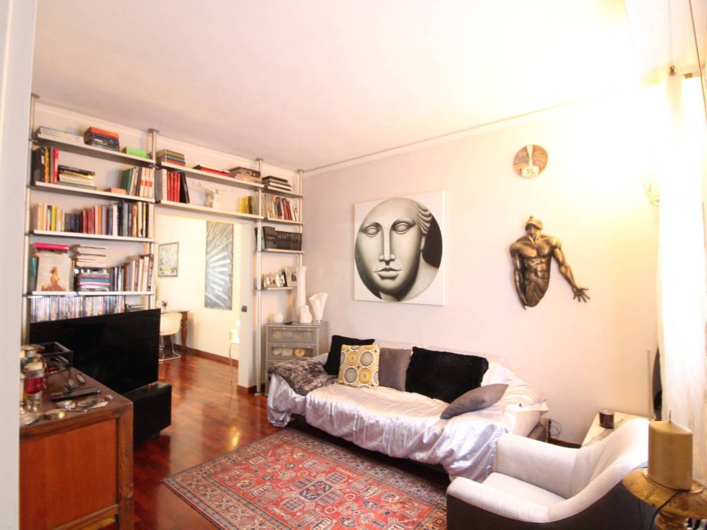 appartamento in vendita a Milano in zona Maggiolina