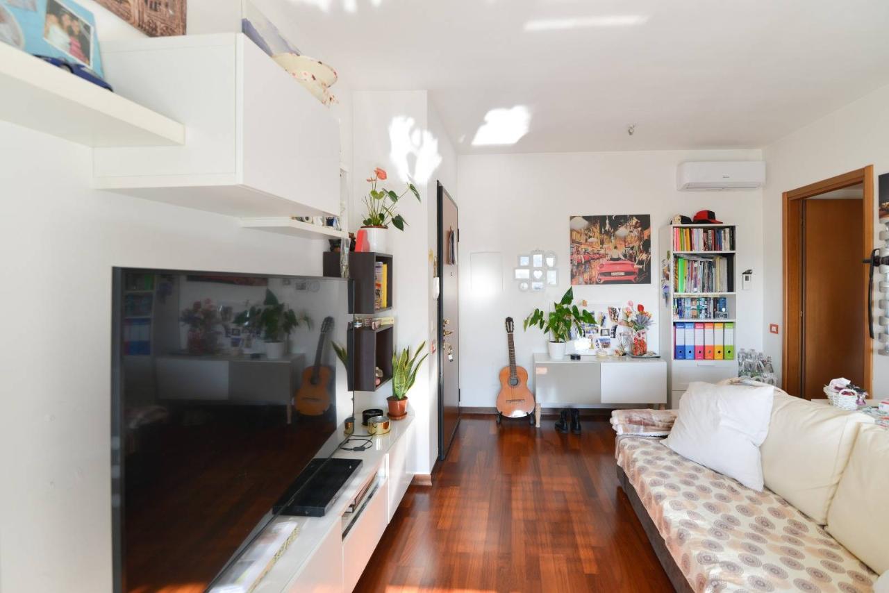 appartamento in vendita a Milano in zona Quarto Oggiaro