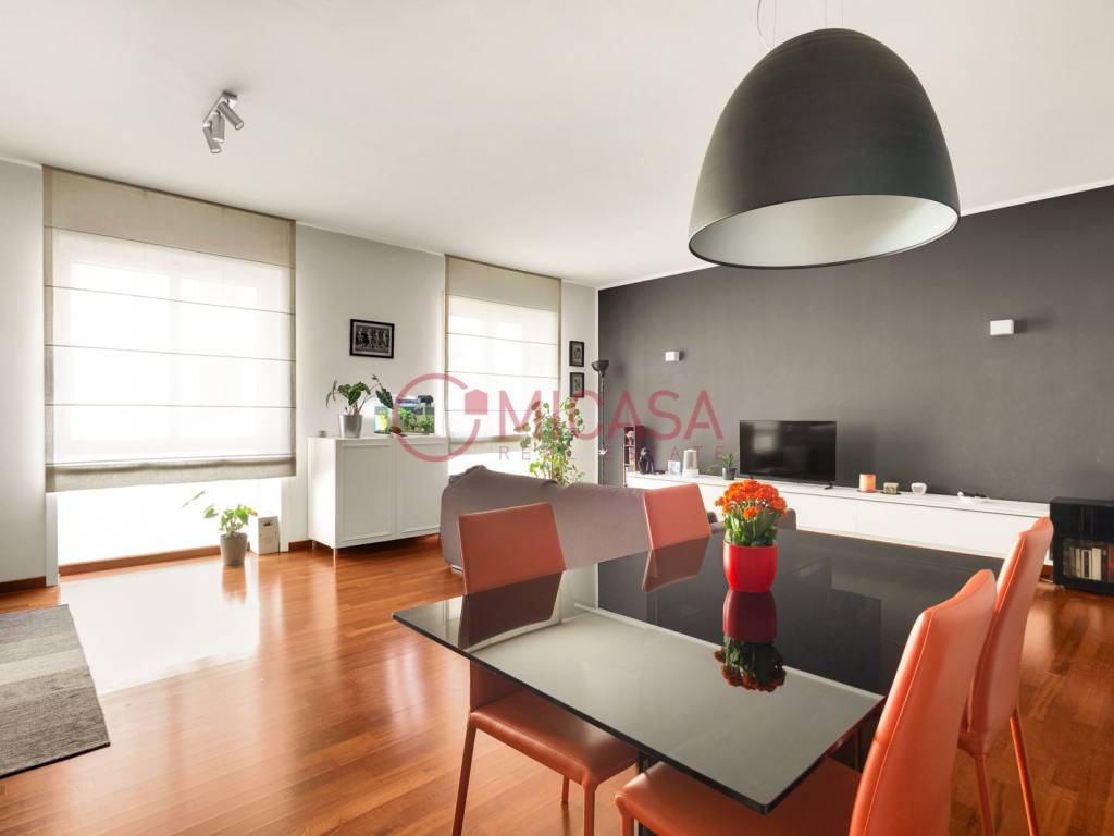 appartamento in vendita a Milano in zona Centro Direzionale