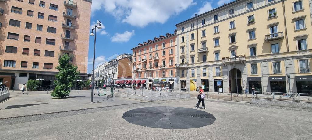 appartamento in vendita a Milano in zona Porta Garibaldi