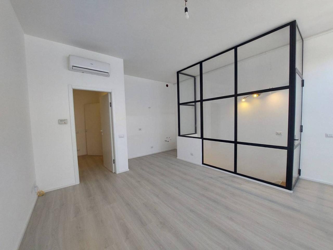 appartamento in vendita a Milano in zona Bovisa