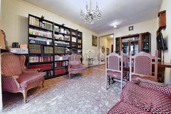 appartamento in vendita a Milano in zona Città Studi