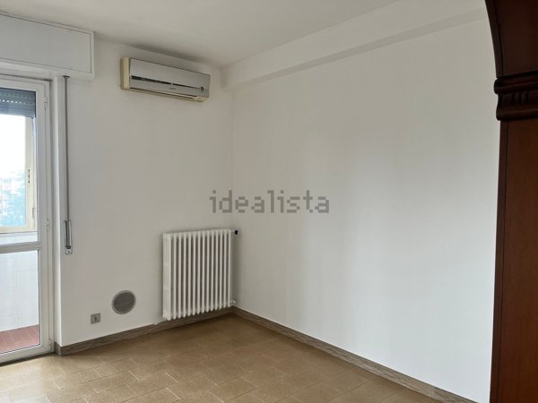 appartamento in vendita a Milano in zona Barona