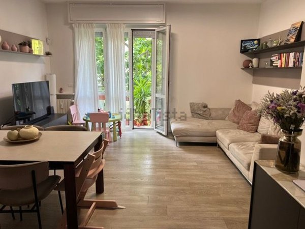 appartamento in vendita a Milano in zona Porta Genova