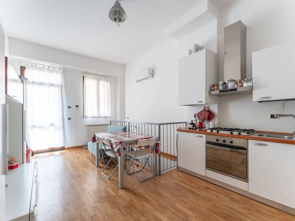appartamento in vendita a Milano in zona Vigentino