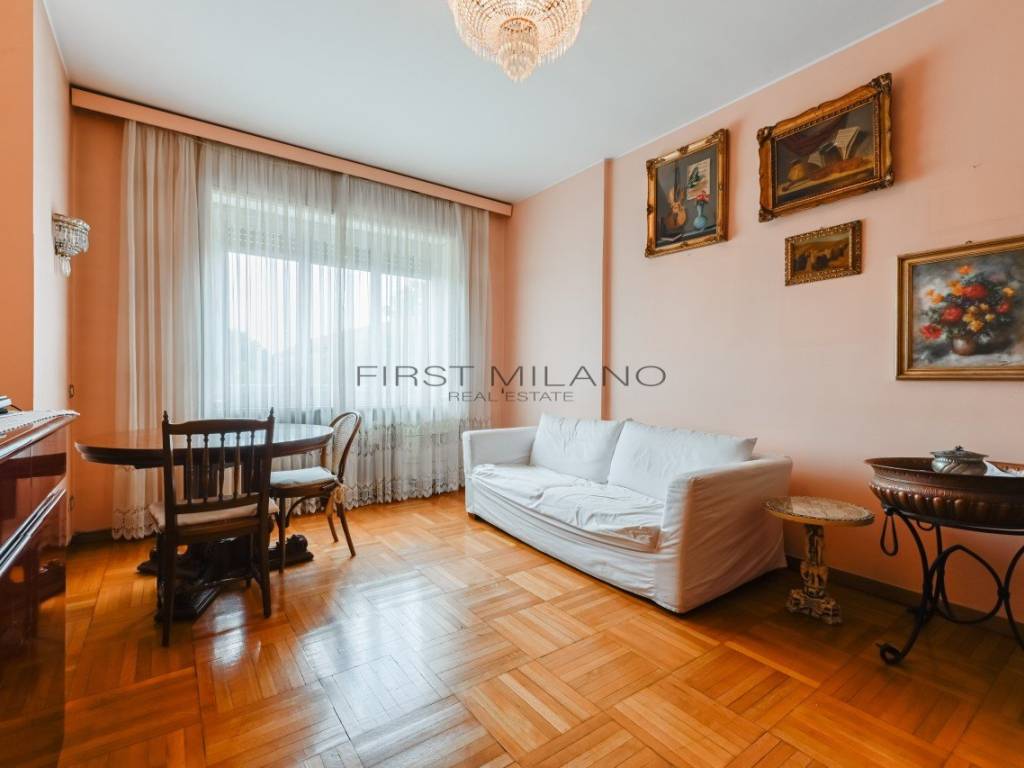appartamento in vendita a Milano in zona XXII Marzo