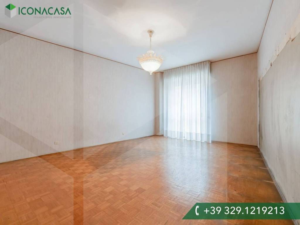 appartamento in vendita a Milano in zona Loreto