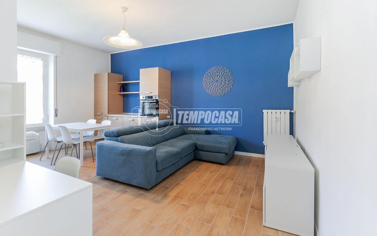 appartamento in vendita a Milano in zona Sempione