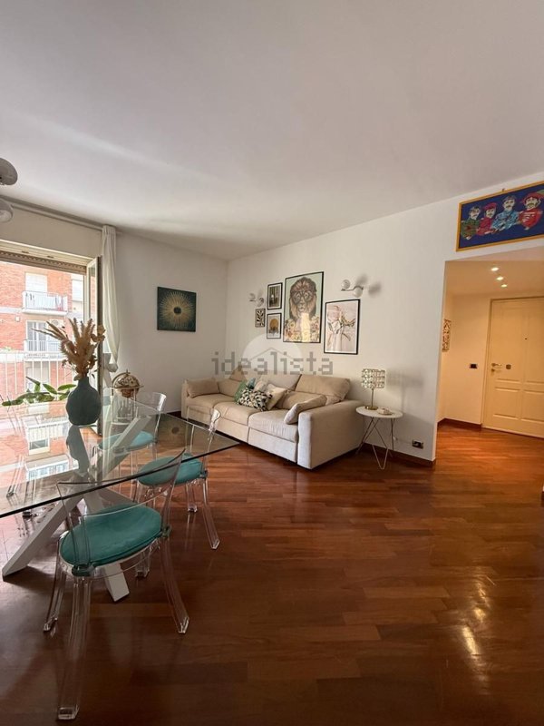 appartamento in vendita a Milano in zona Città Studi