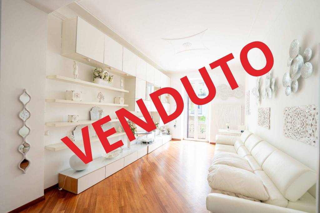 appartamento in vendita a Milano in zona Città Studi