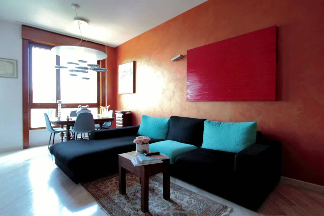 appartamento in vendita a Milano in zona Rottole