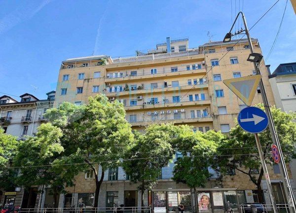 appartamento in vendita a Milano in zona XXII Marzo
