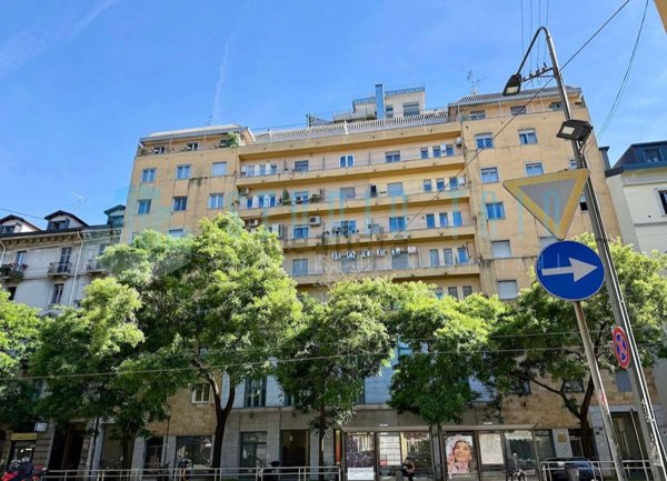 appartamento in vendita a Milano in zona XXII Marzo