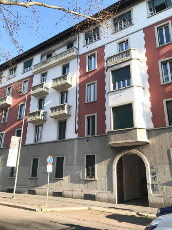 appartamento in vendita a Milano in zona Bocconi