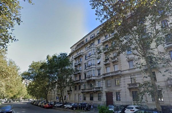 appartamento in vendita a Milano in zona Sempione