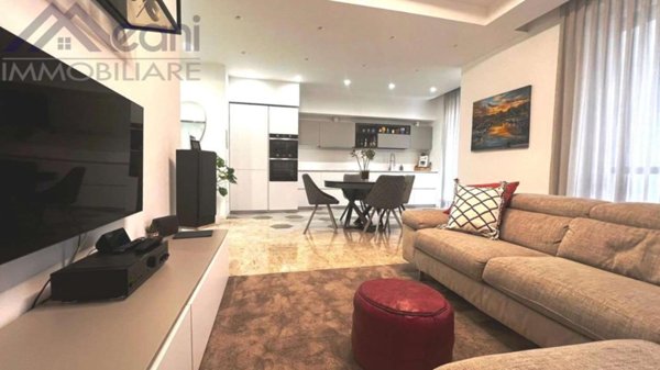appartamento in vendita a Milano in zona Vigentino