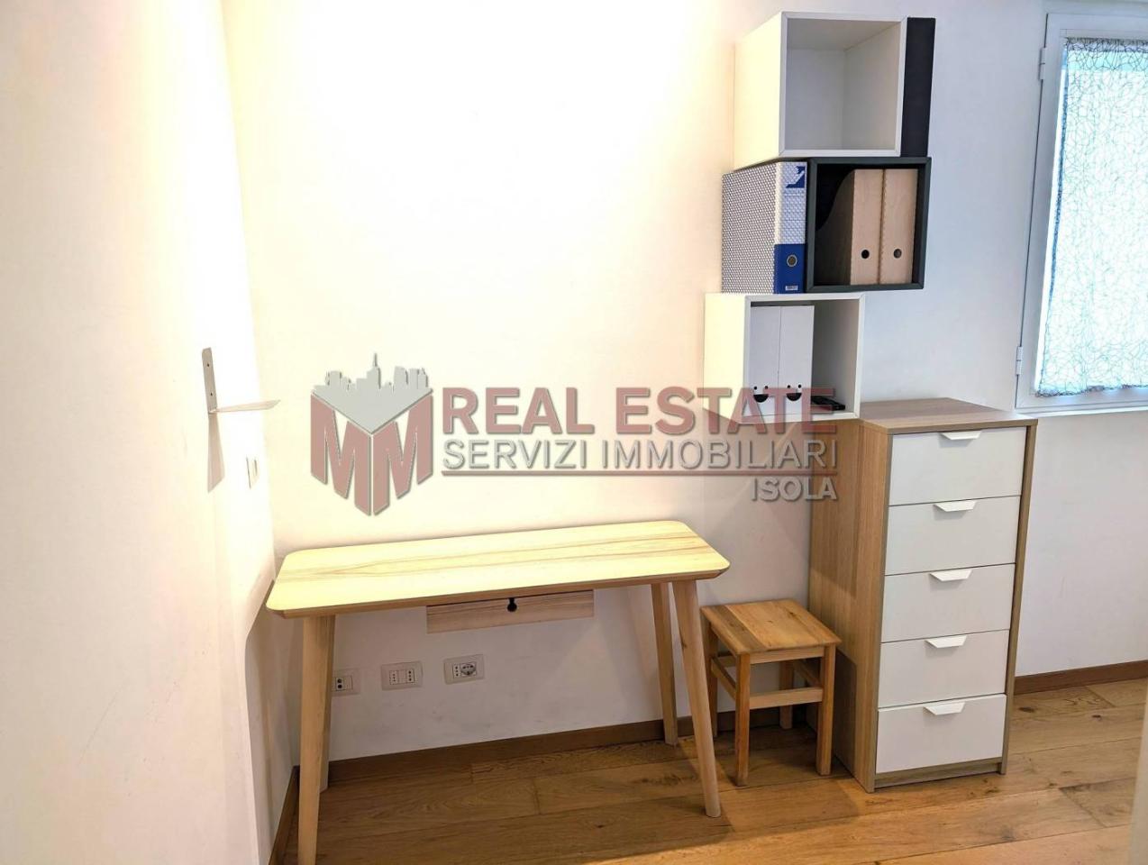 appartamento in vendita a Milano in zona Montalbino