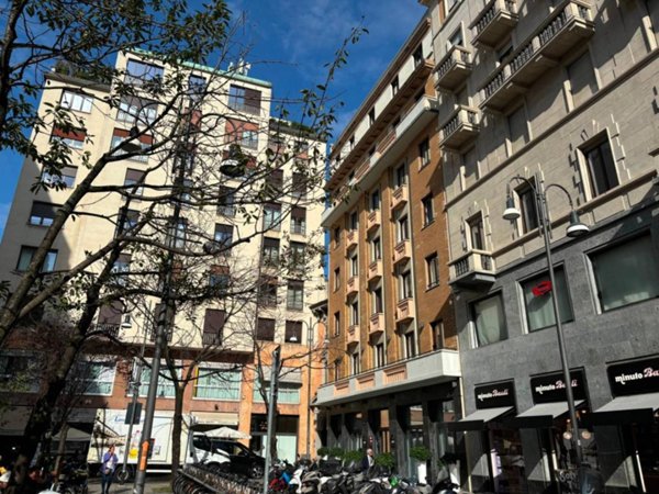 negozio in vendita a Milano in zona Cadorna