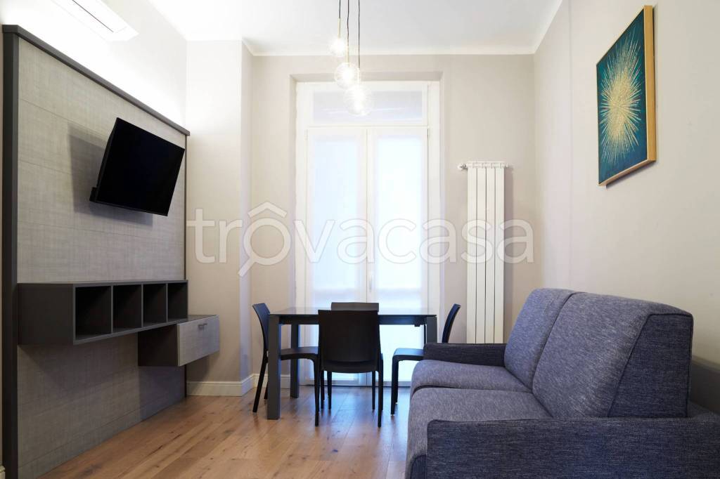 appartamento in vendita a Milano in zona Loreto