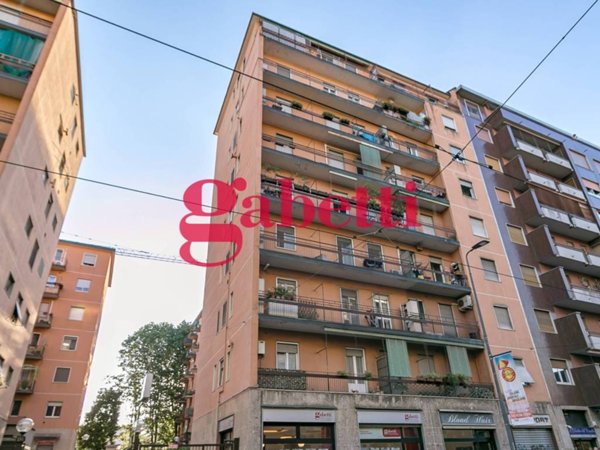 appartamento in vendita a Milano in zona Vigentino