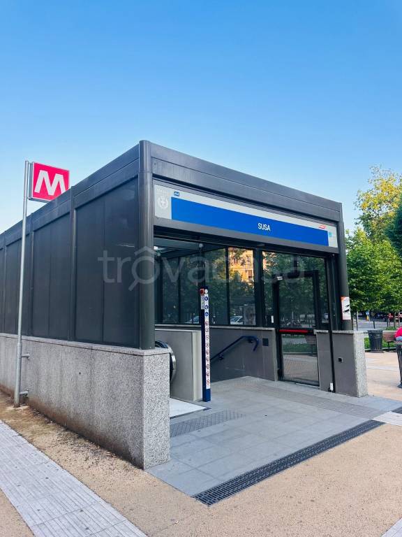 appartamento in vendita a Milano in zona Città Studi