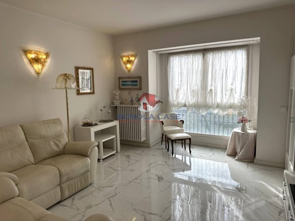 appartamento in vendita a Milano in zona Trenno
