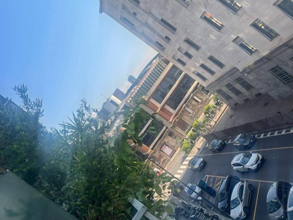 appartamento in vendita a Milano in zona Guastalla